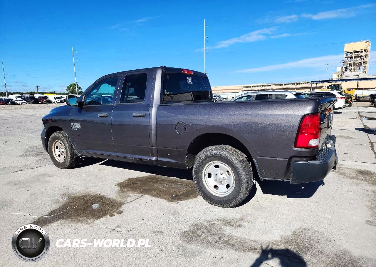 2019 Ram 1500 Classic Tradesman VIN:1C6RR6FG9KS637634 - 2