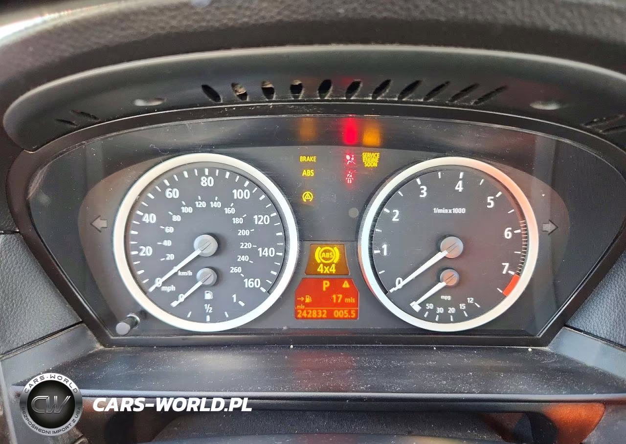 2006 BMW 530 Xi VIN:WBANF73526CG68653 - 9