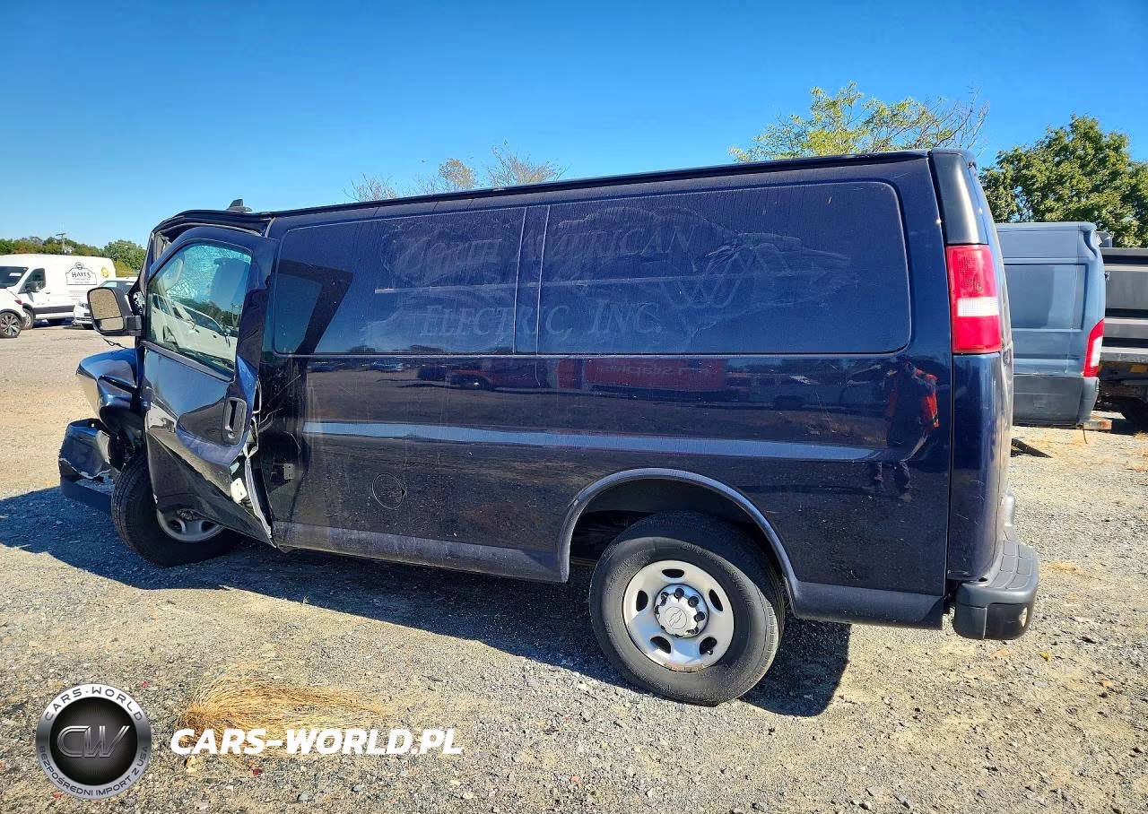 2019 Chevrolet Express G2500 VIN:1GCWGAFP7K1235492 - 2