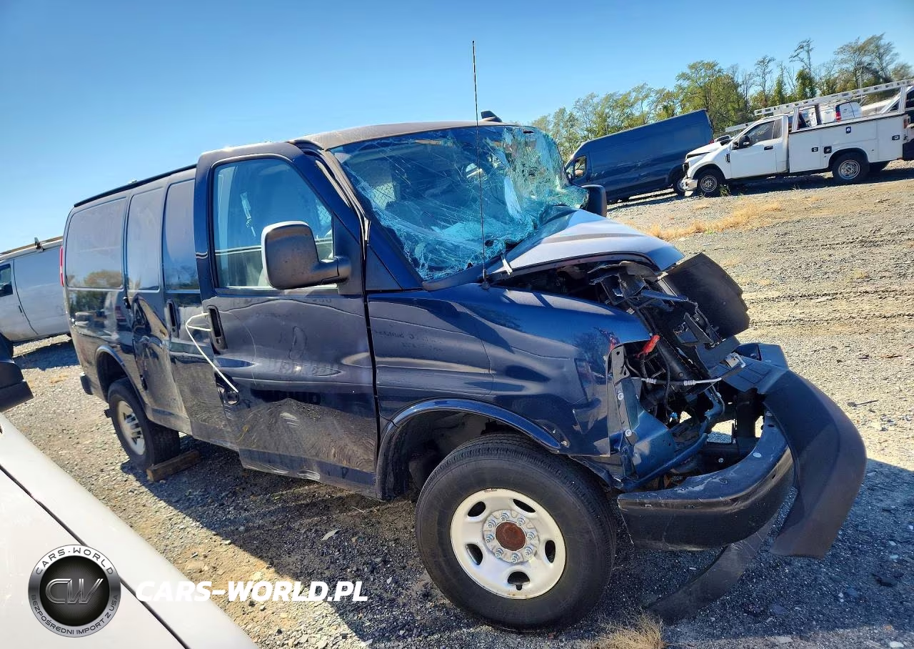 2019 Chevrolet Express G2500 VIN:1GCWGAFP7K1235492 - 4
