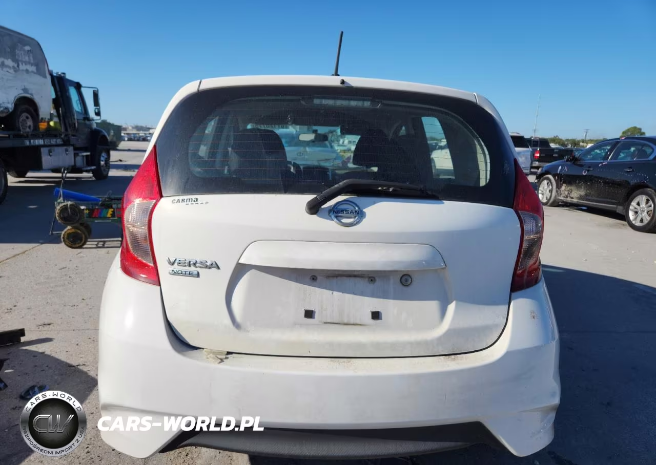 2017 Nissan Versa Note S VIN:3N1CE2CPXHL380565 - 6