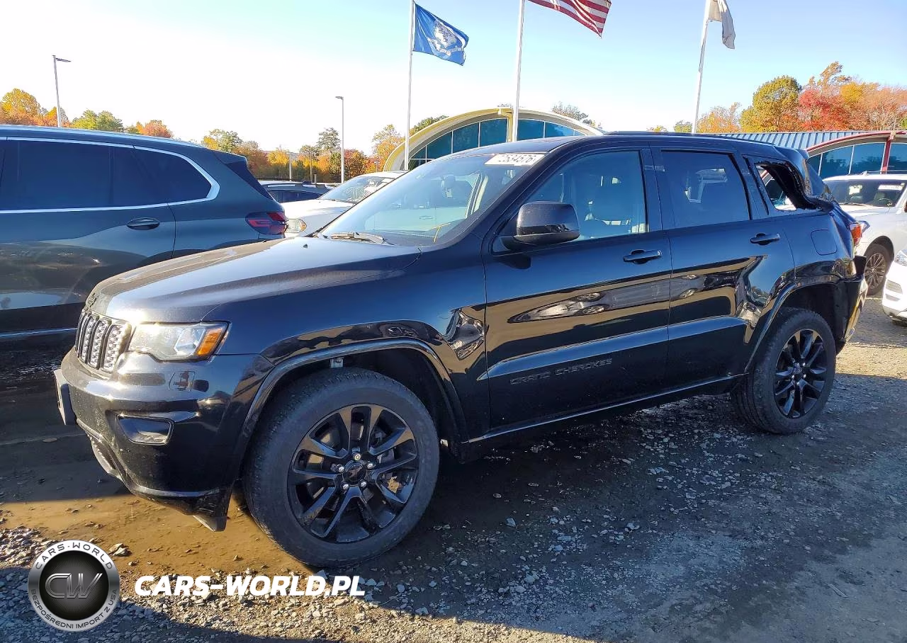 2021 Jeep Grand Cherokee Laredo VIN:1C4RJFAG8MC524844 - 1