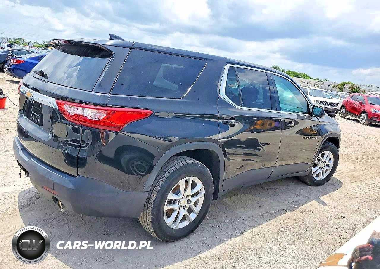 2019 Chevrolet Traverse Ls VIN:1GNERFKW6KJ111558 - 3