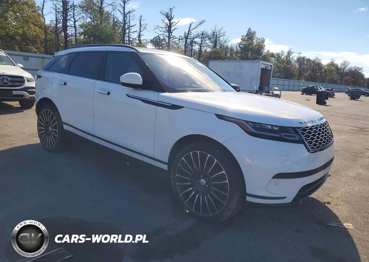 2019 Land Rover Range Rover Velar S VIN:SALYB2EN4KA202200 - 4