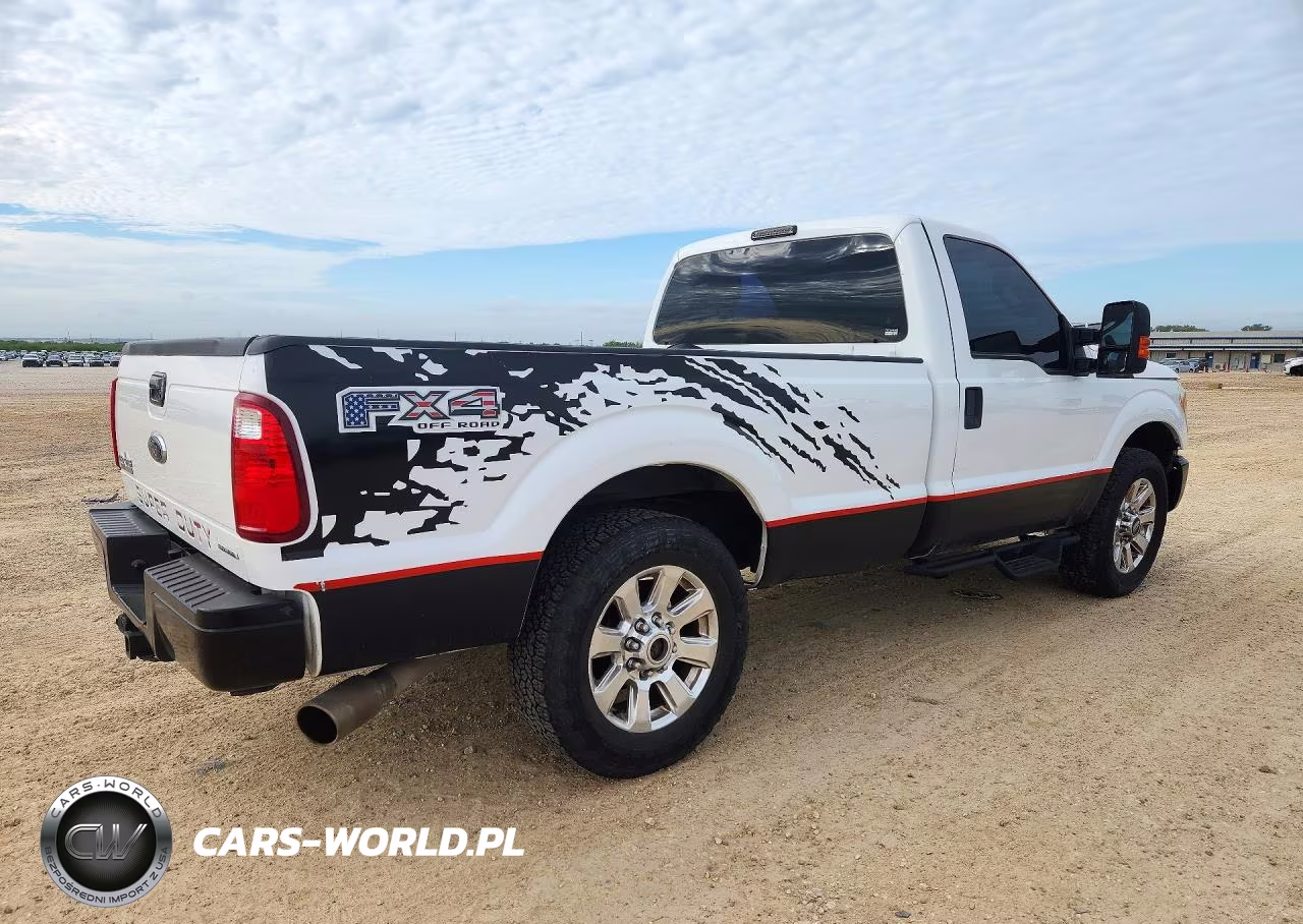 2015 Ford F250 Super Duty VIN:1FTBF2A67FEC55178 - 3
