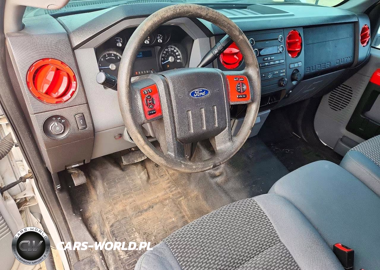 2015 Ford F250 Super Duty VIN:1FTBF2A67FEC55178 - 8