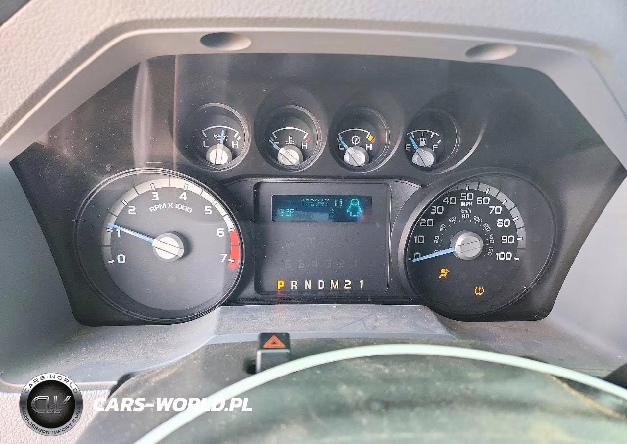 2015 Ford F250 Super Duty VIN:1FTBF2A67FEC55178 - 9