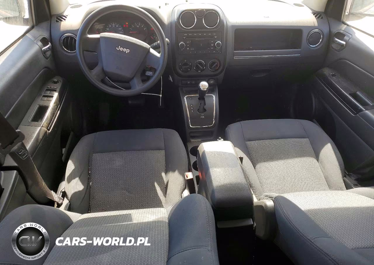 2009 Jeep Compass Sport VIN:1J4FF47B79D210456 - 8