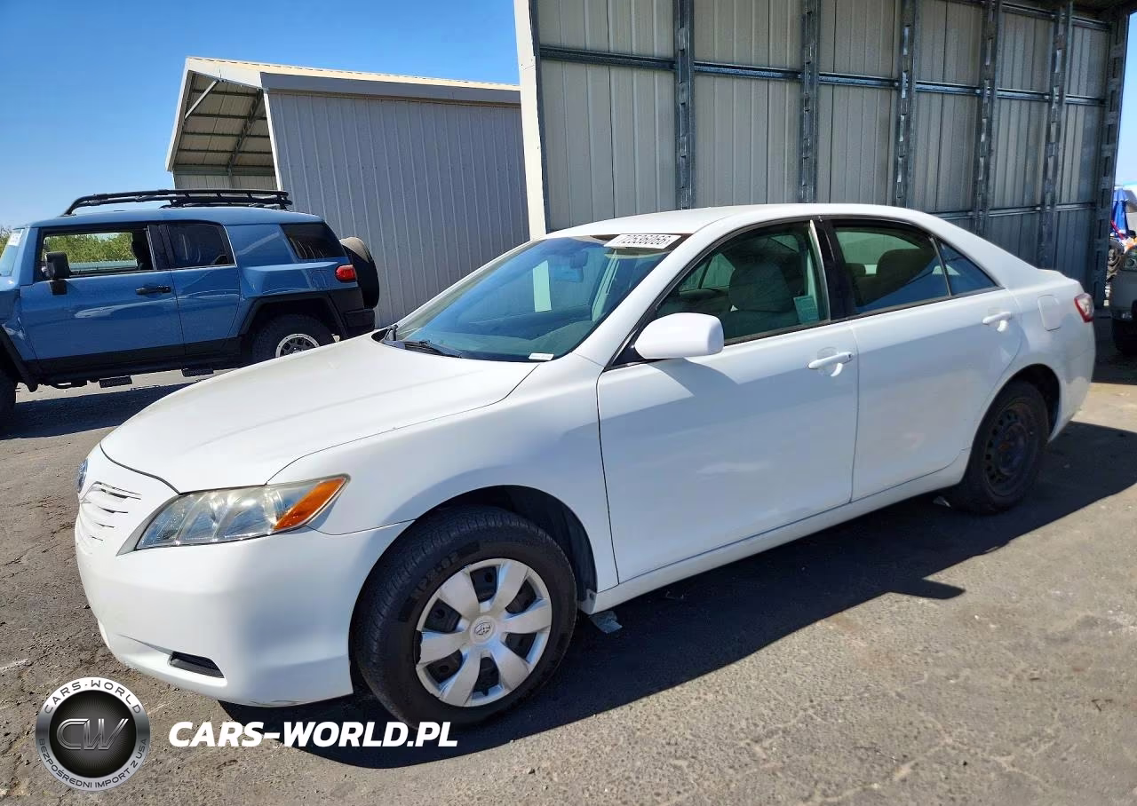 2008 Toyota Camry Le – zdjęcie 1 z 13