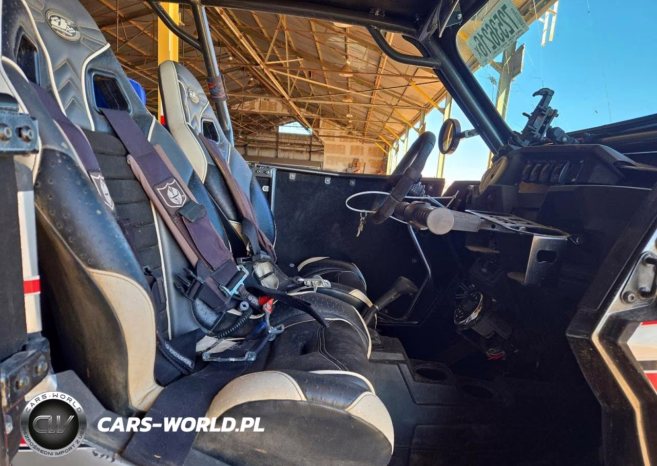 2016 Polaris Rzr Utility Vehicle VIN:3NSVFE92XGF463828 - 5