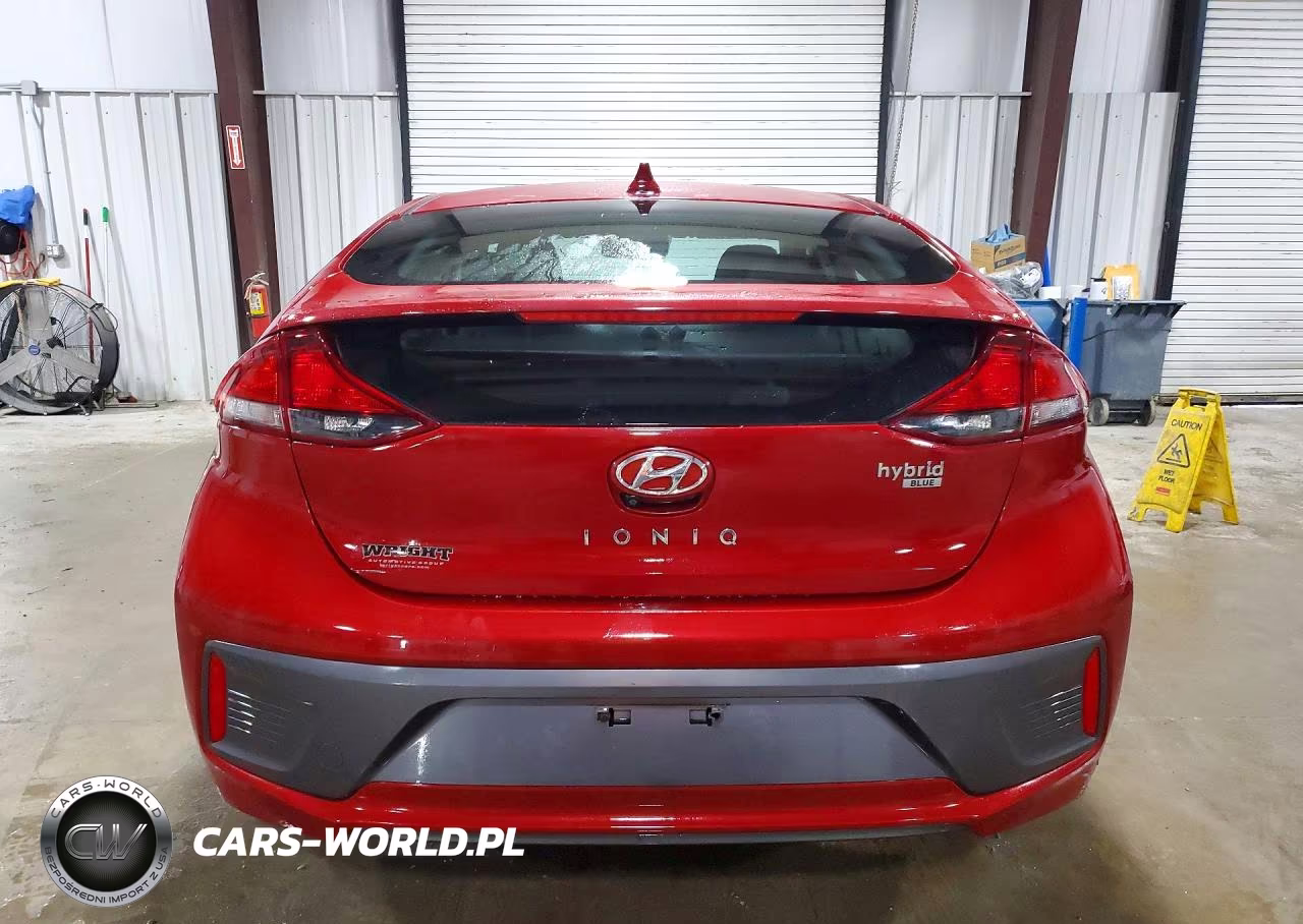 2021 Hyundai Ioniq Blue VIN:KMHC65LC8MU261613 - 6