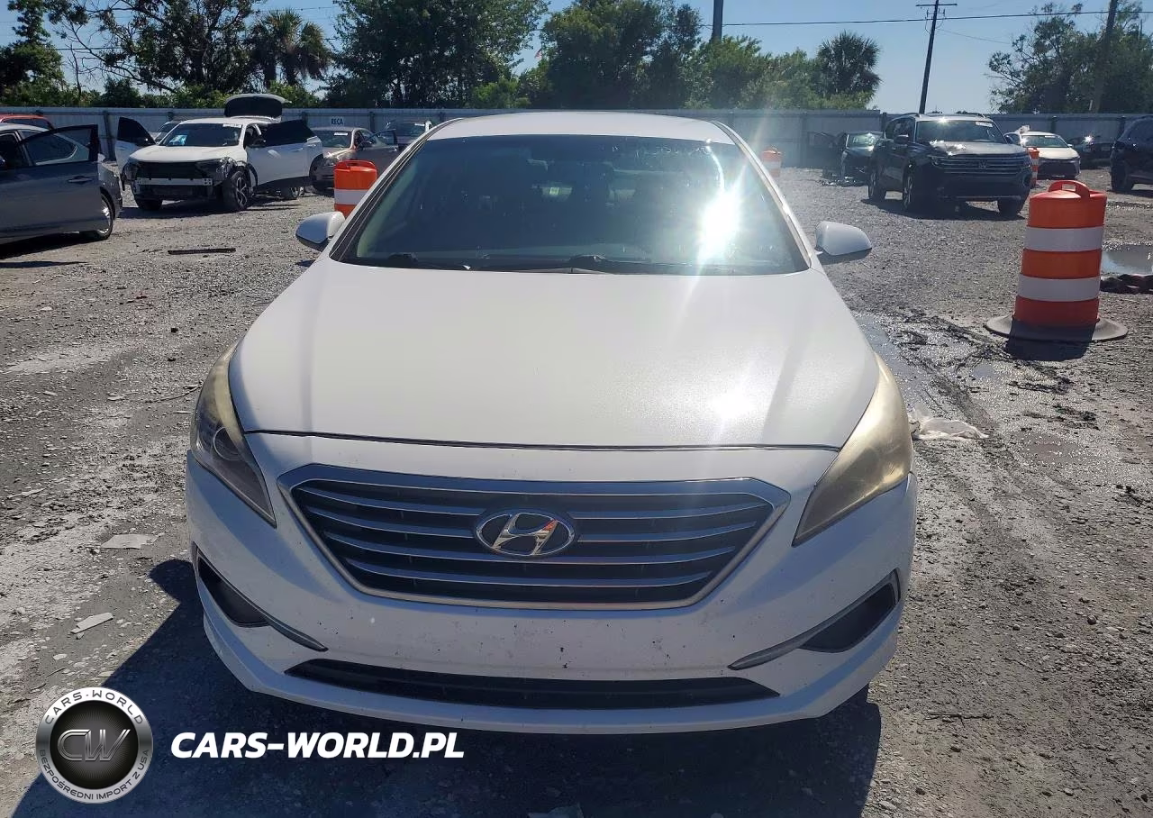 2017 Hyundai Sonata Se VIN:5NPE24AF2HH582885 - 5