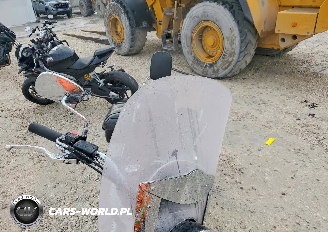 2021 Kawasaki Vn900 B VIN:JKAVN2B10MA100361 - 5