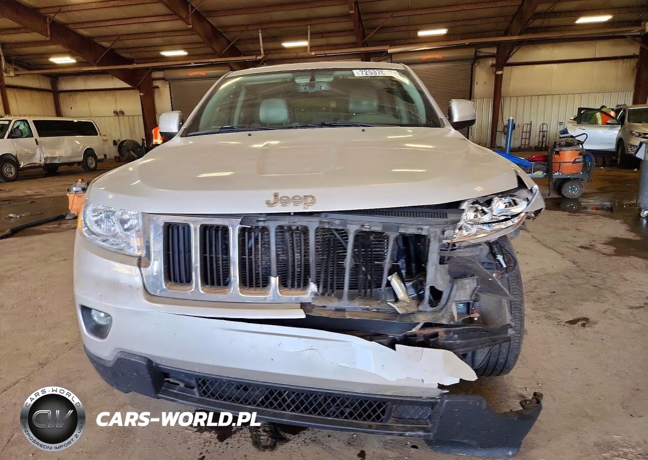 2011 Jeep Grand Cherokee Laredo VIN:1J4RR4GGXBC544749 - 5
