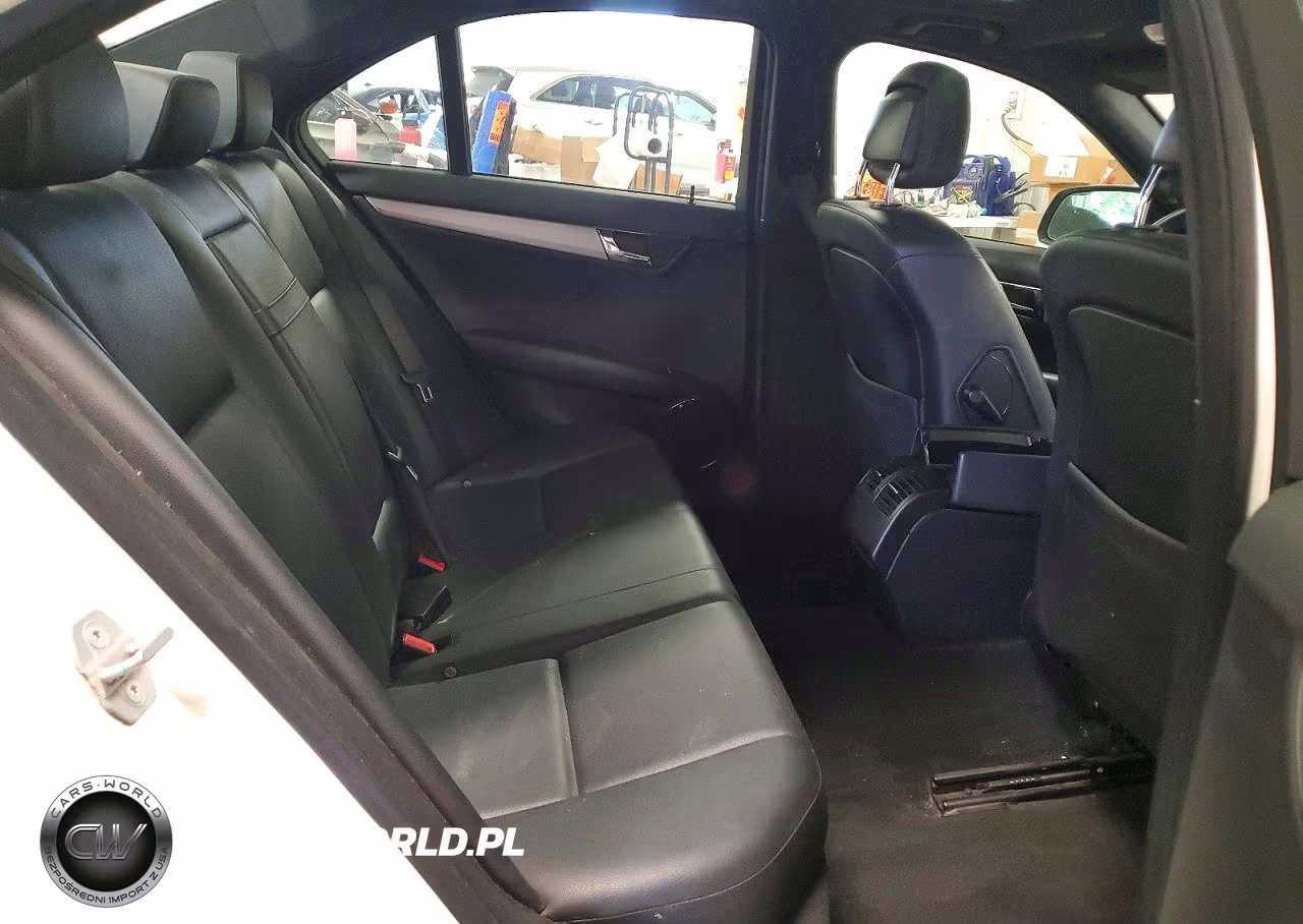 2009 Mercedes-Benz C 300 4Matic VIN:WDDGF81X39F212916 - 10