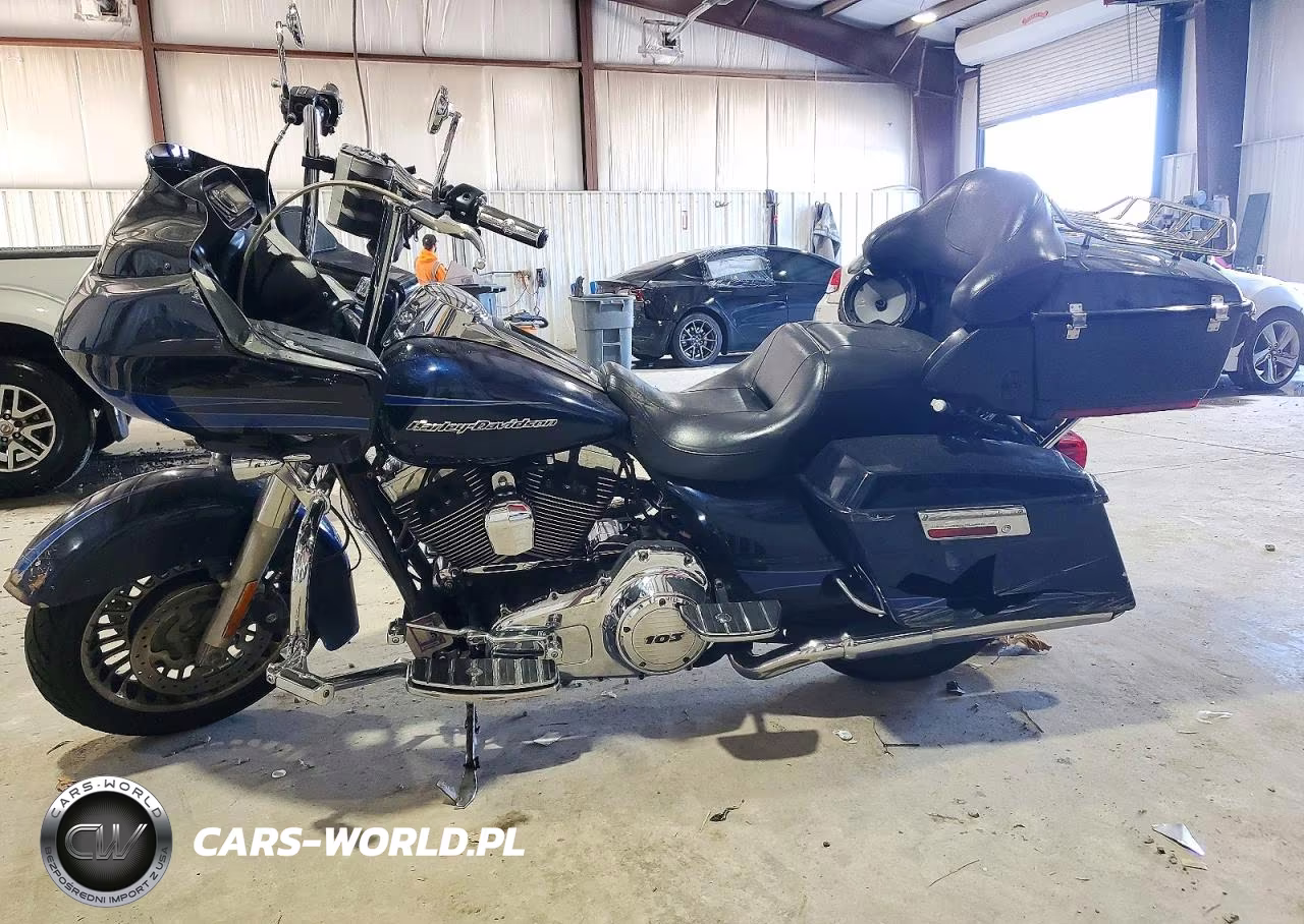 2012 Harley-Davidson Fltru Road Glide Ultra VIN:1HD1KGM11CB611978 - 3