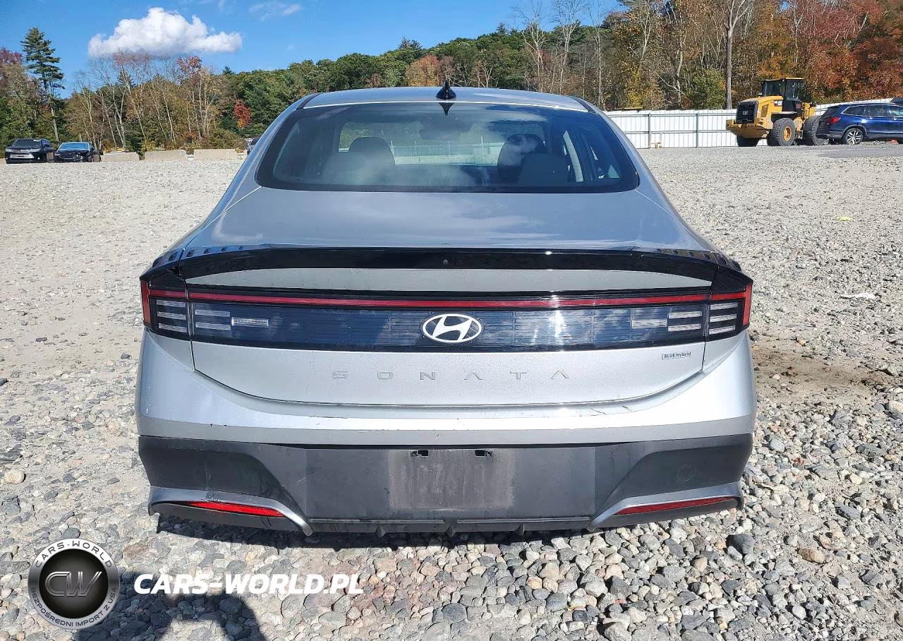 2026 Hyundai Sonata Hybrid Blue VIN:KMHL24JJ5TA146135 - 6