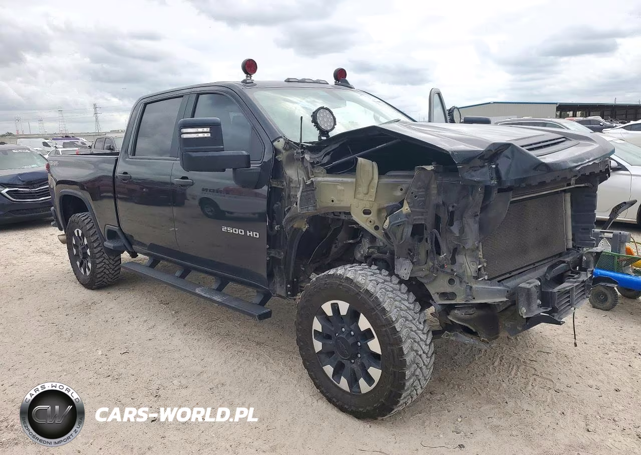 2020 Chevrolet Silverado K2500 Custom VIN:1GC4YME7XLF299909 - 4