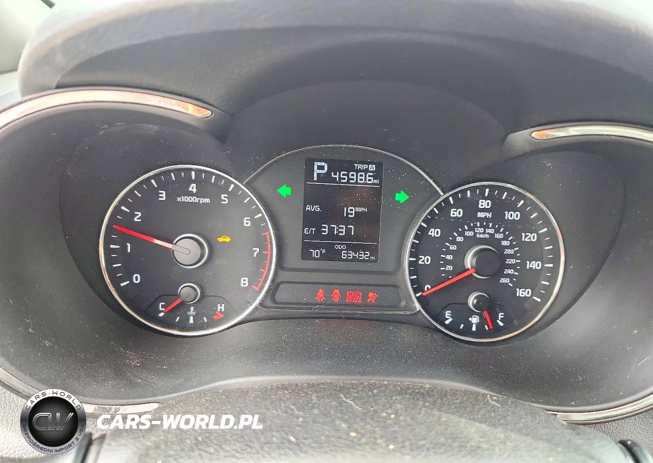 2017 Kia Forte Lx VIN:3KPFK4A7XHE131222 - 9
