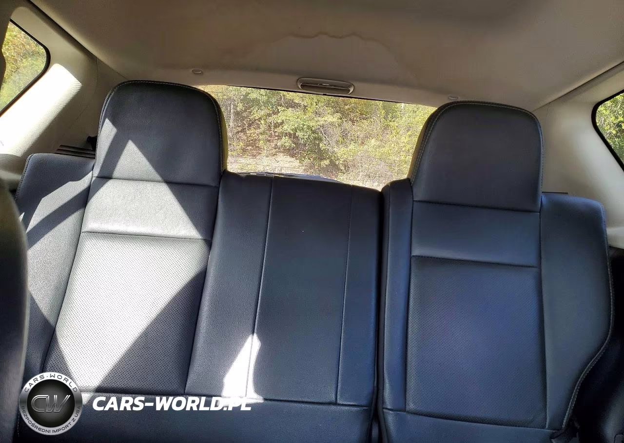 2014 Jeep Compass Latitude VIN:1C4NJCEA3ED680479 - 10