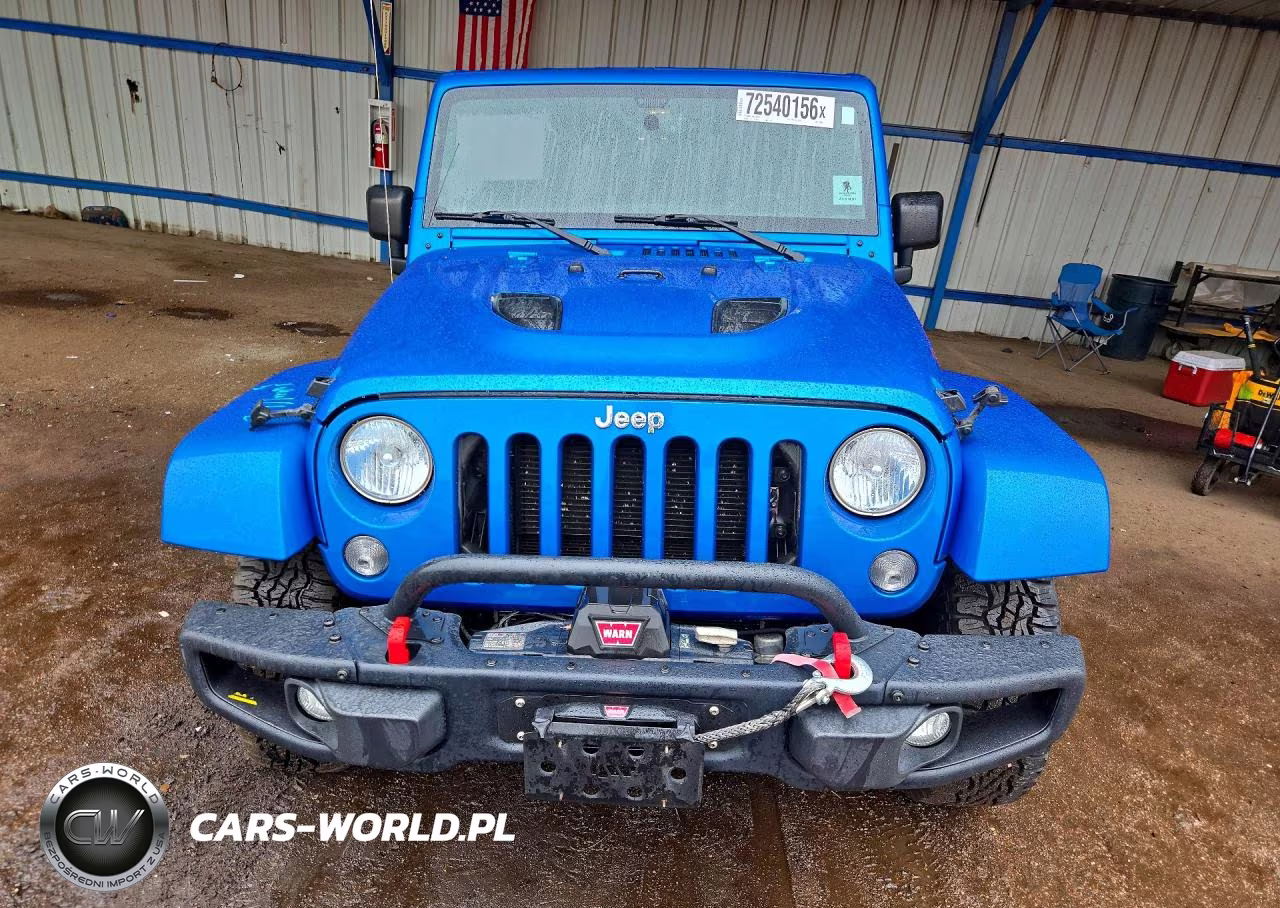 2015 Jeep Wrangler Unlimited Rubicon VIN:1C4BJWFG7FL726586 - 5