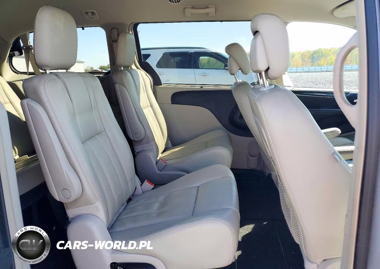 2012 Chrysler Town & Country Touring L VIN:2C4RC1CG0CR266609 - 11