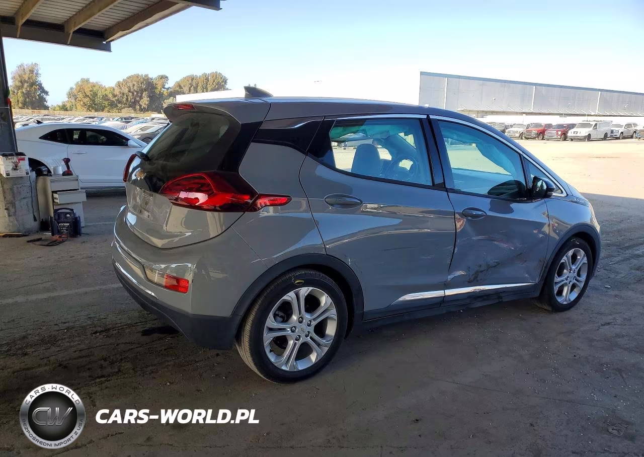 2019 Chevrolet Bolt Ev Lt VIN:1G1FY6S04K4150216 - 3