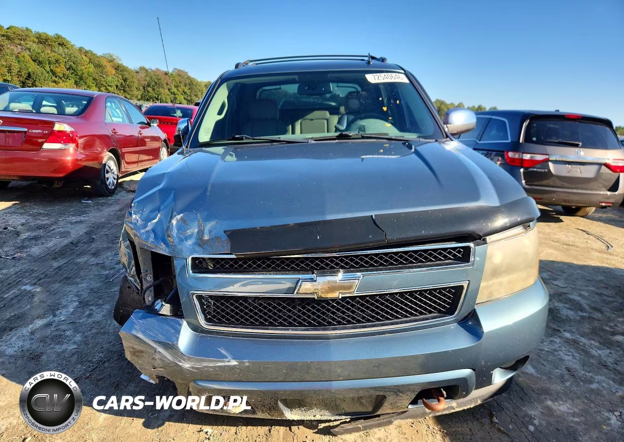 2011 Chevrolet Avalanche Lt VIN:3GNTKFE34BG138319 - 5