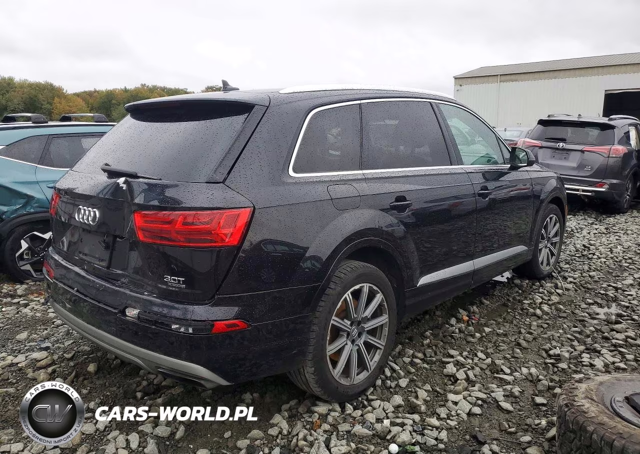 2018 Audi Q7 Premium Plus VIN:WA1LAAF76JD008872 - 3