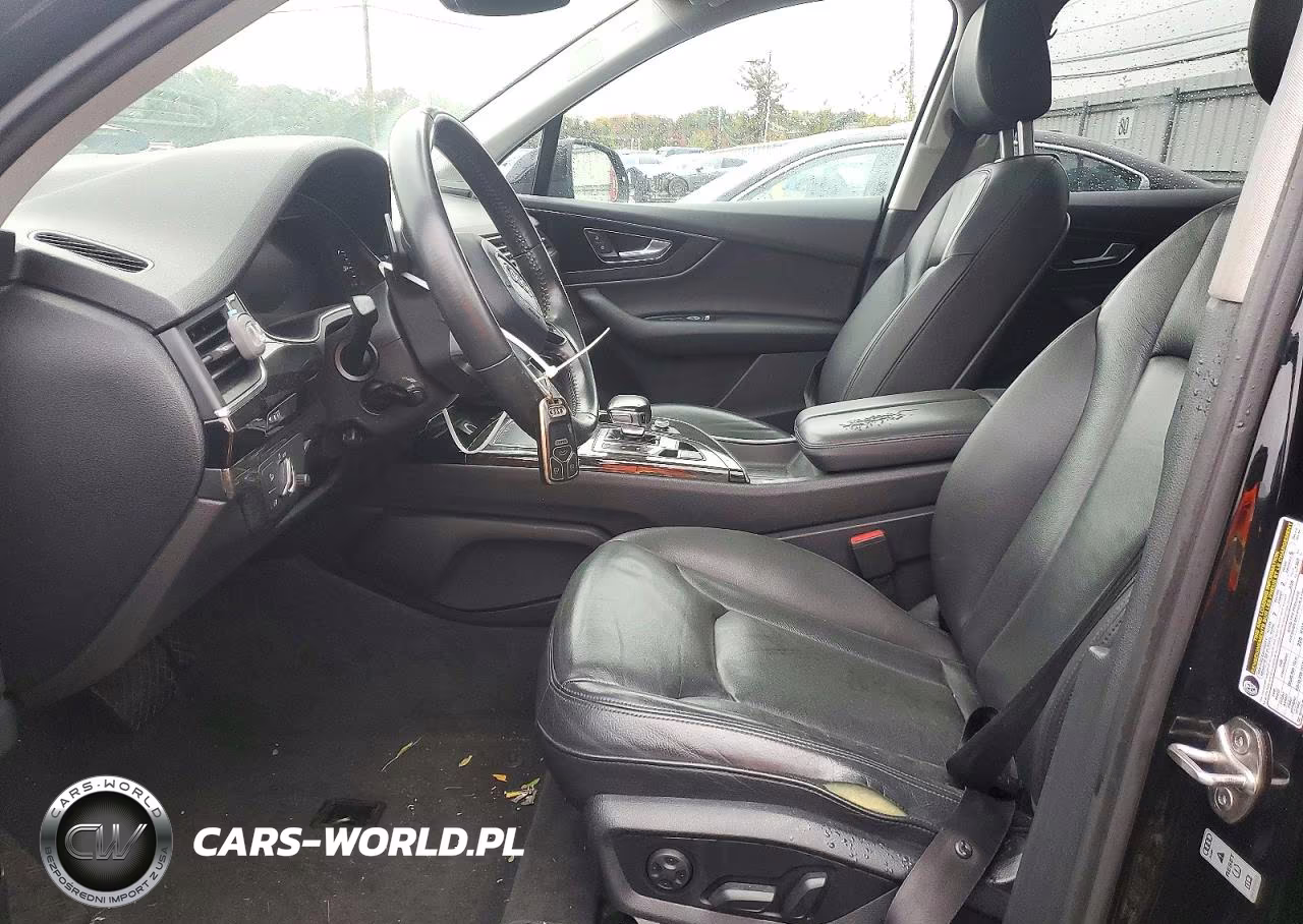 2018 Audi Q7 Premium Plus VIN:WA1LAAF76JD008872 - 7