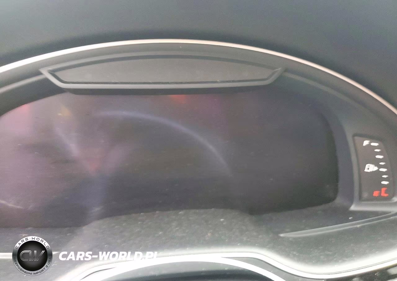 2018 Audi Q7 Premium Plus VIN:WA1LAAF76JD008872 - 9