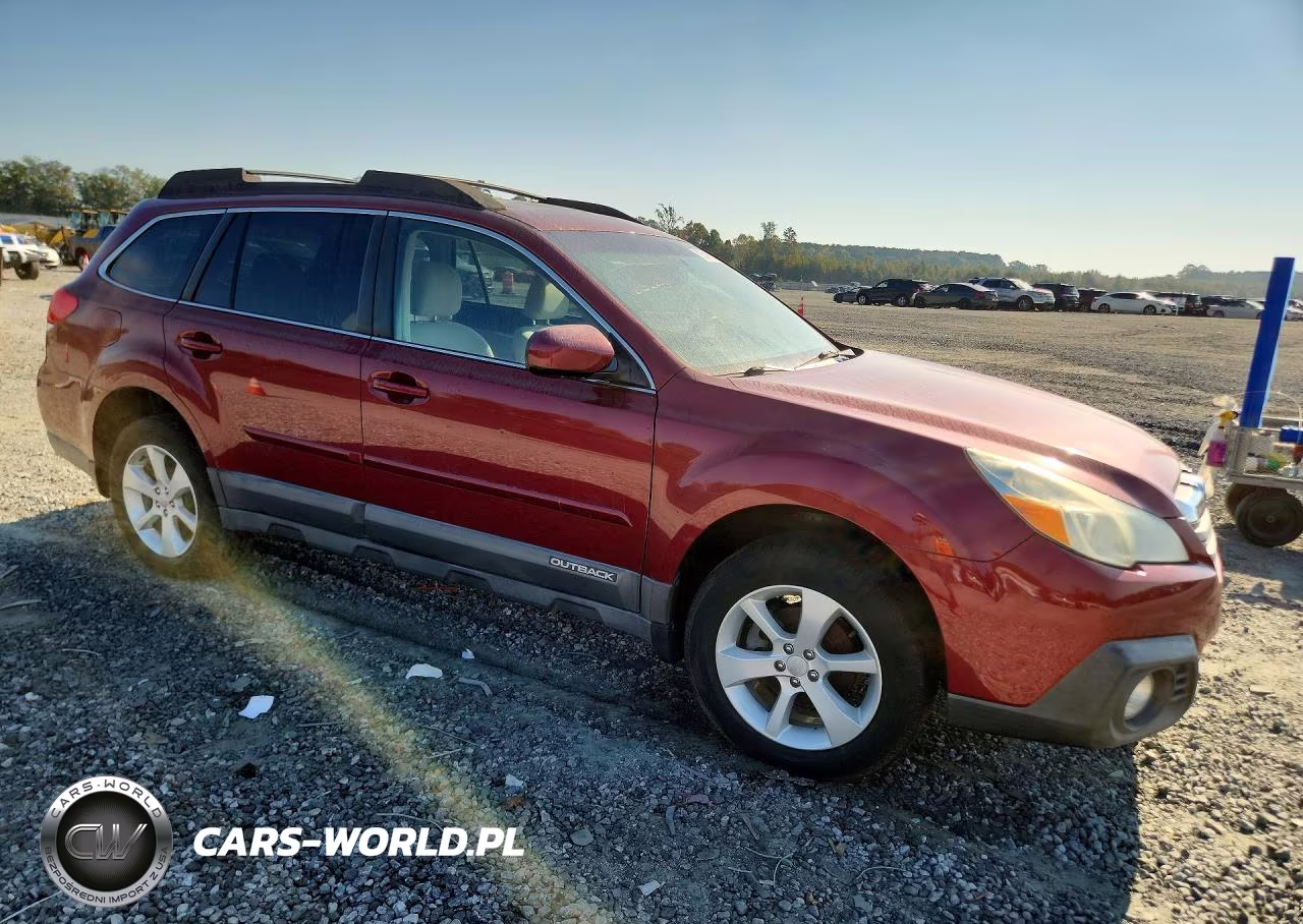 2013 Subaru Outback 2.5I Premium VIN:4S4BRCGCXD3263404 - 4