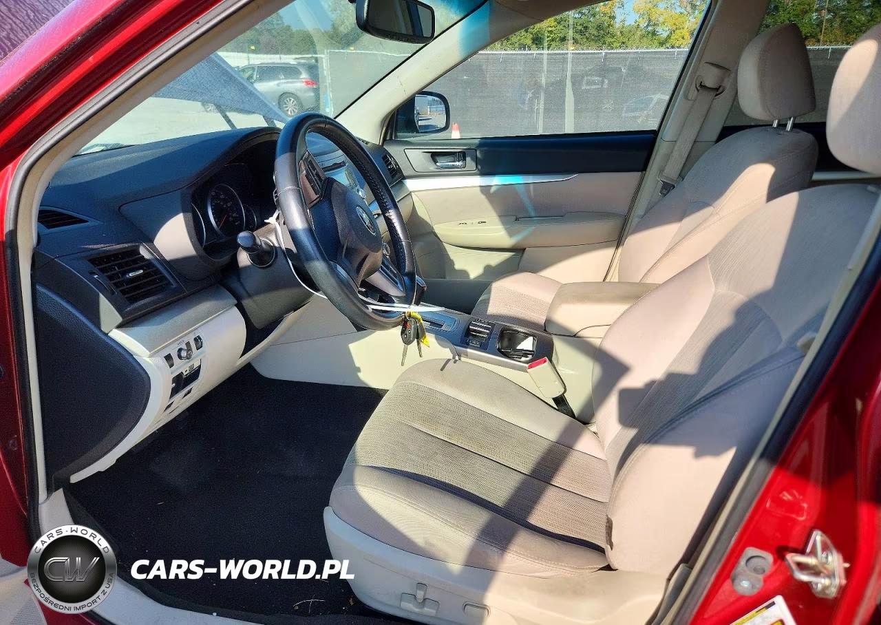 2013 Subaru Outback 2.5I Premium VIN:4S4BRCGCXD3263404 - 7