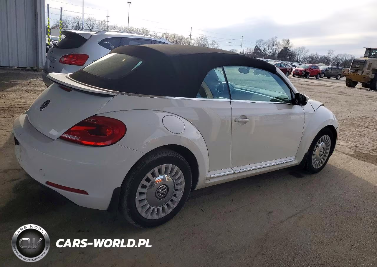 2013 Volkswagen Beetle VIN:3VW5P7AT9DM811752 - 3