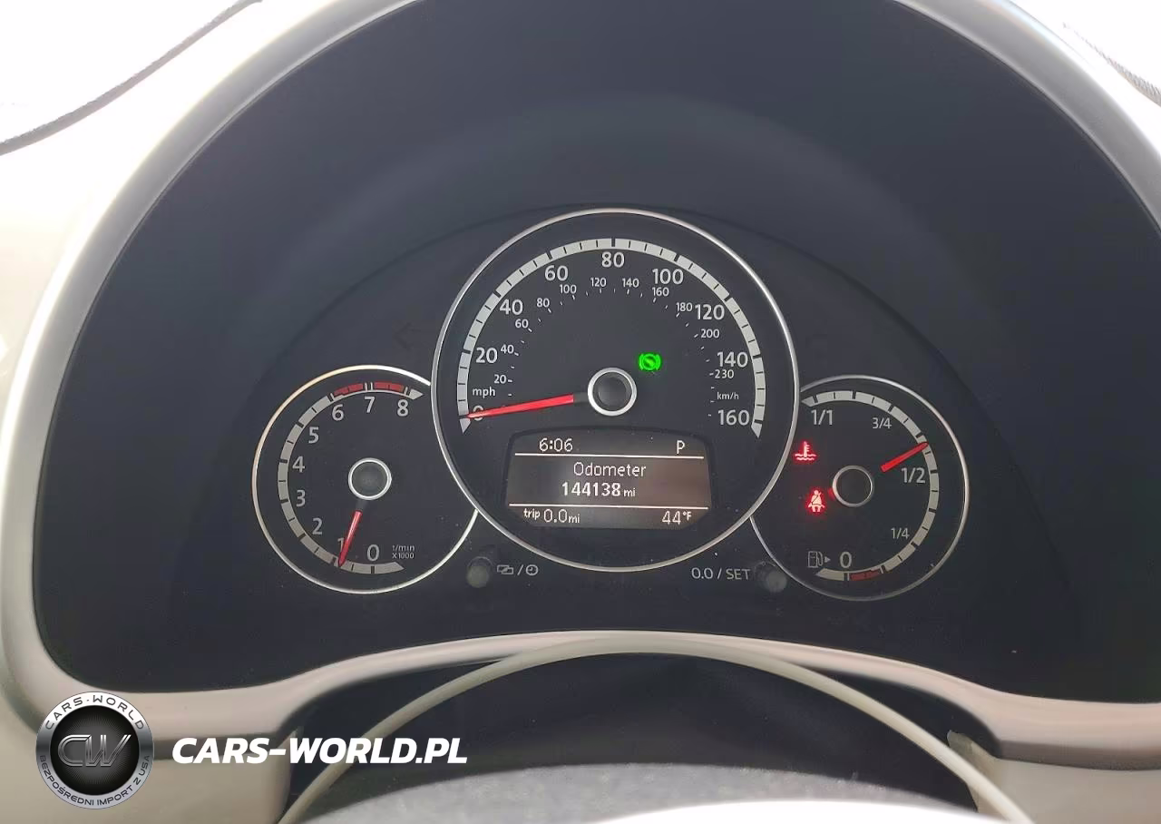 2013 Volkswagen Beetle VIN:3VW5P7AT9DM811752 - 9