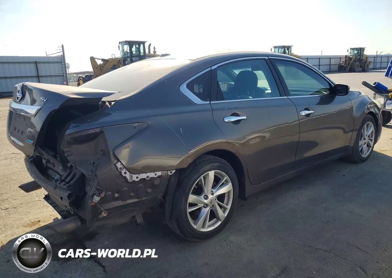 2014 Nissan Altima 2.5 VIN:1N4AL3AP1EC320268 - 3