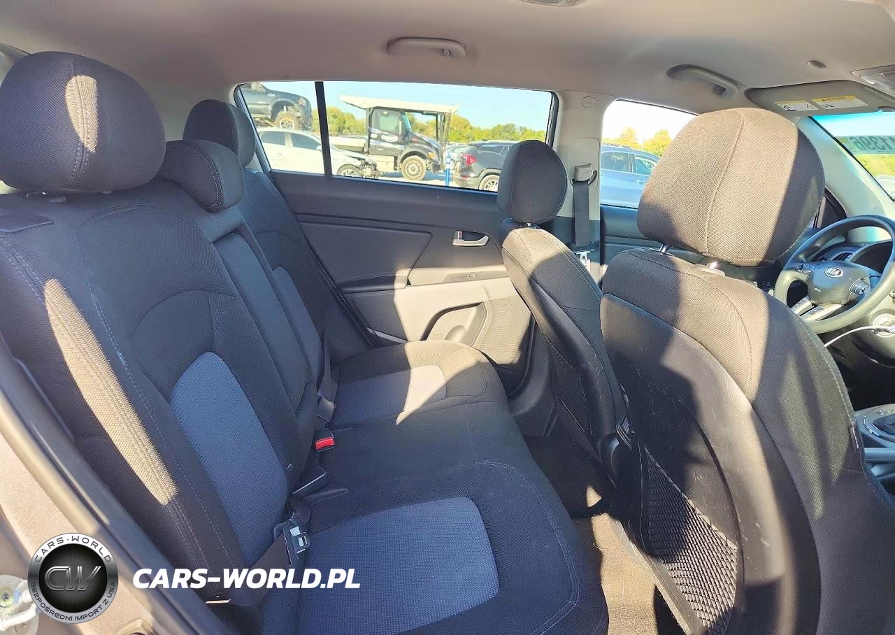 2016 Kia Sportage Lx VIN:KNDPBCAC2G7877755 - 11