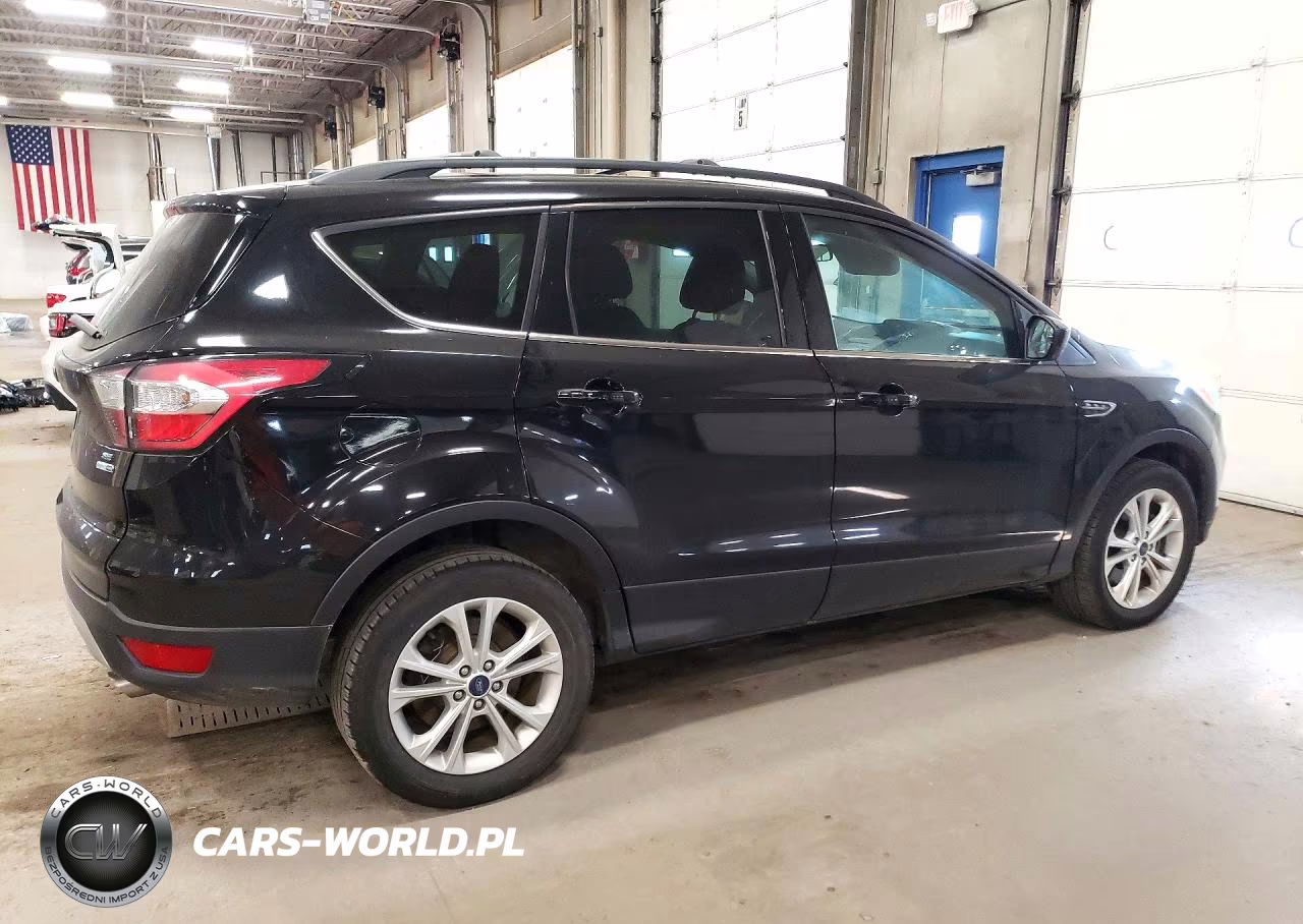 2017 Ford Escape Se VIN:1FMCU9G93HUD78355 - 3
