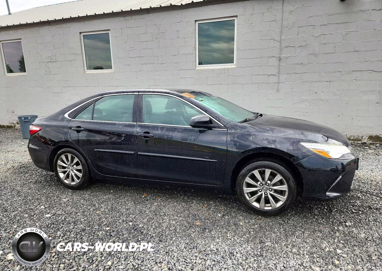 2017 Toyota Camry Xle VIN:4T1BF1FK8HU743785 - 4