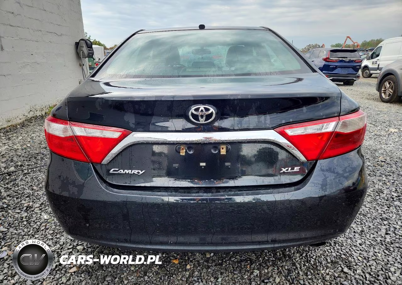2017 Toyota Camry Xle VIN:4T1BF1FK8HU743785 - 6