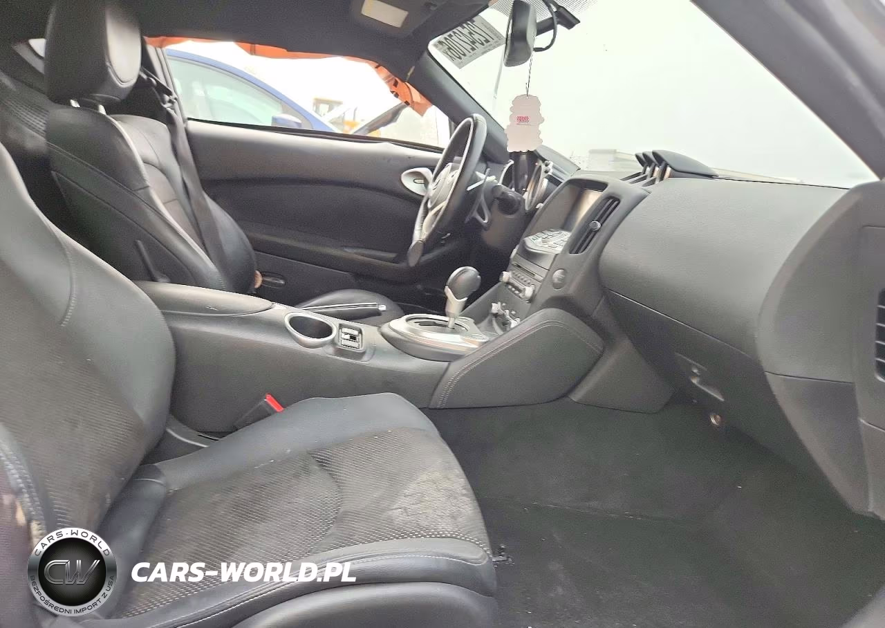 2019 Nissan 370Z Base VIN:JN1AZ4EH5KM421226 - 10