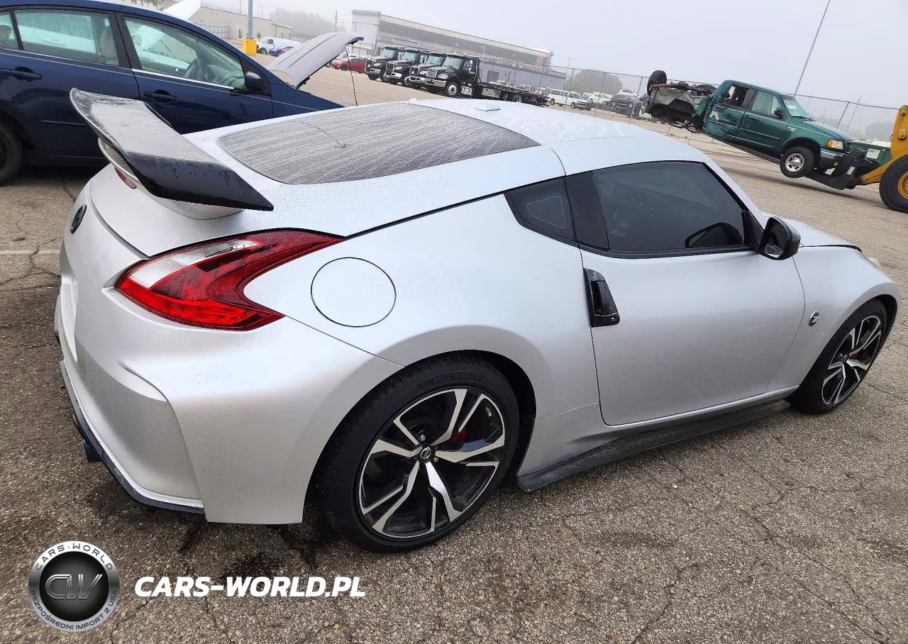 2019 Nissan 370Z Base VIN:JN1AZ4EH5KM421226 - 3