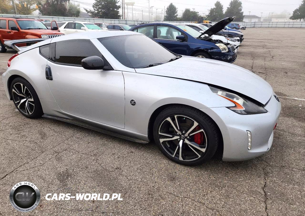 2019 Nissan 370Z Base VIN:JN1AZ4EH5KM421226 - 4