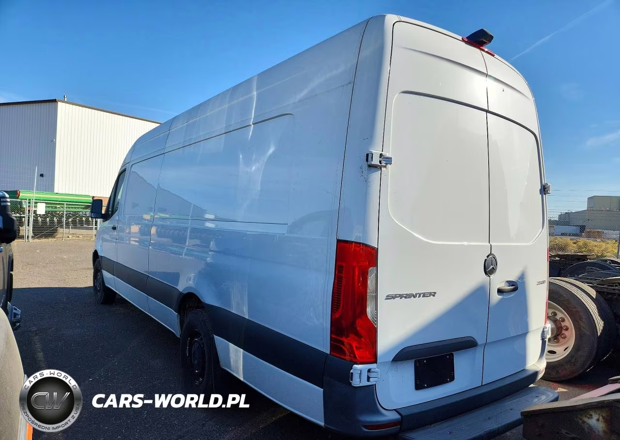 2023 Mercedes Benz Sprinter 2500 Delivery Van VIN:W1Y4KDHY2PT123719 - 2