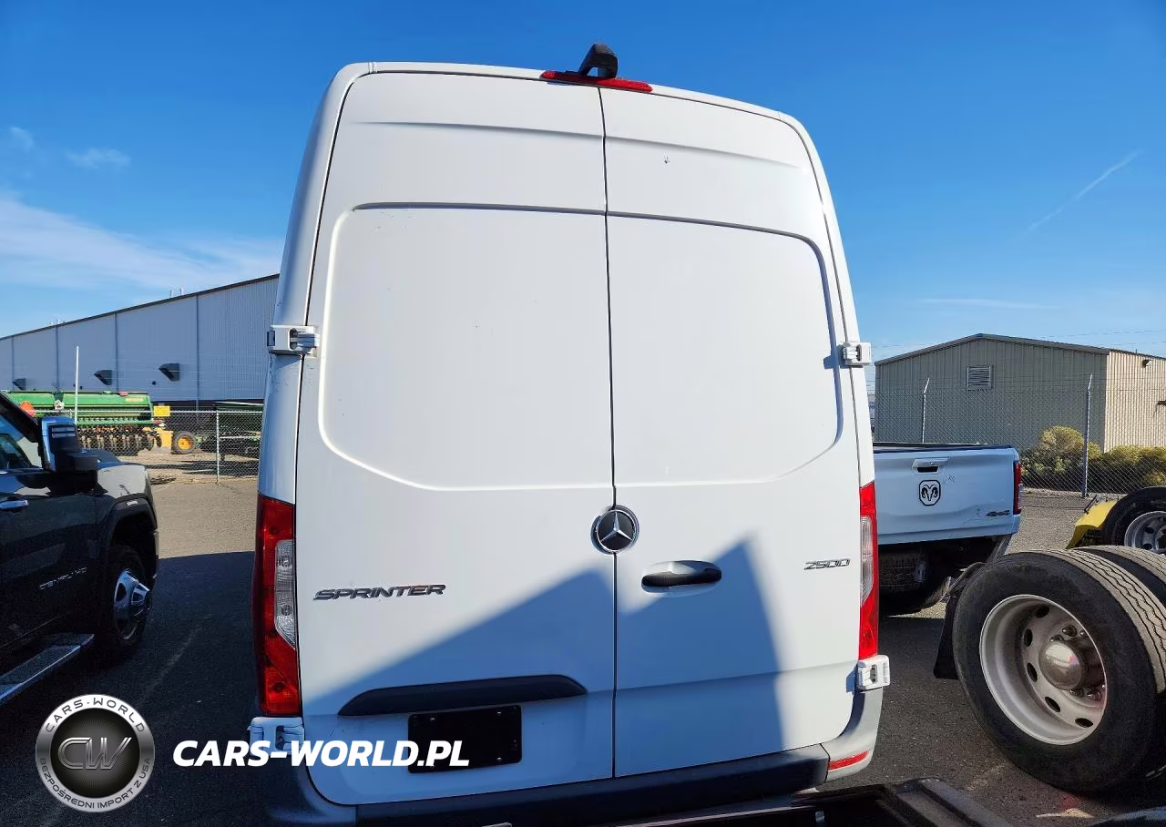 2023 Mercedes Benz Sprinter 2500 Delivery Van VIN:W1Y4KDHY2PT123719 - 6