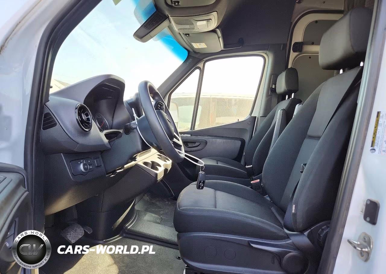 2023 Mercedes Benz Sprinter 2500 Delivery Van VIN:W1Y4KDHY2PT123719 - 7