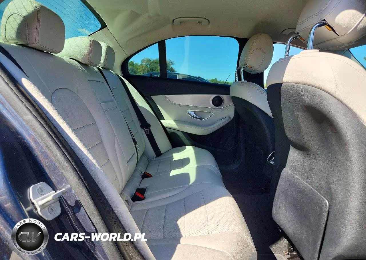 2015 Mercedes-Benz C 300 VIN:55SWF4JB0FU076424 - 10