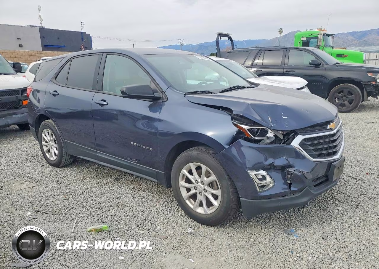2018 Chevrolet Equinox Ls VIN:3GNAXHEV1JL333113 - 4