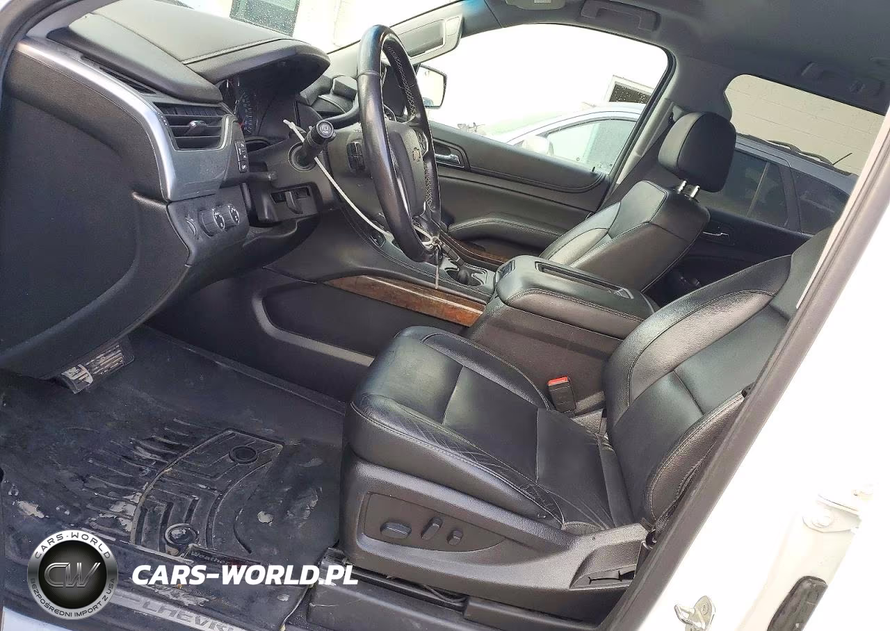 2019 Chevrolet Suburban K1500 Lt VIN:1GNSKHKC0KR193393 - 7