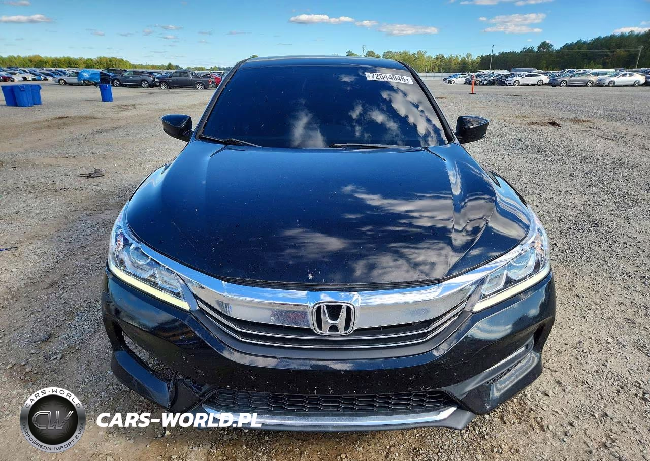 2017 Honda Accord Sport VIN:1HGCR2F5XHA296864 - 5